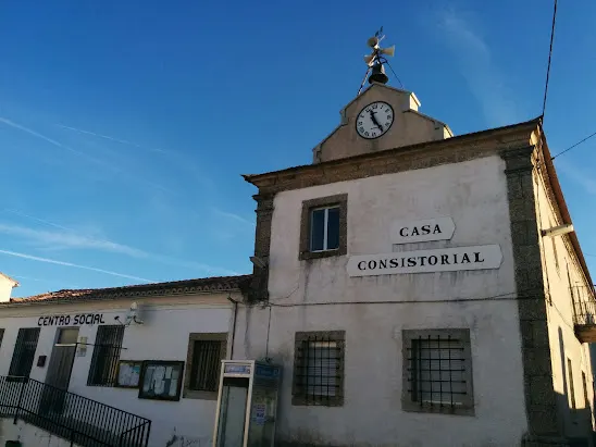 Ayuntamiento de La Alameda de Gardón - Ayuntamiento en Ciudad Rodrigo - foto 2