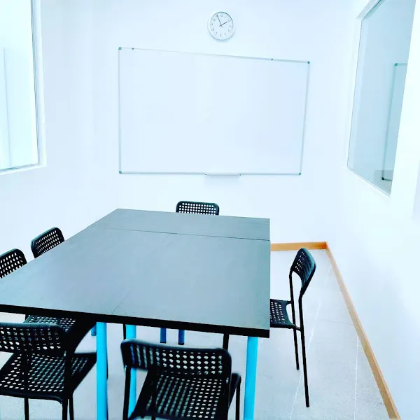 Academia Ágora - Centro de refuerzo escolar en Salamanca - foto 2