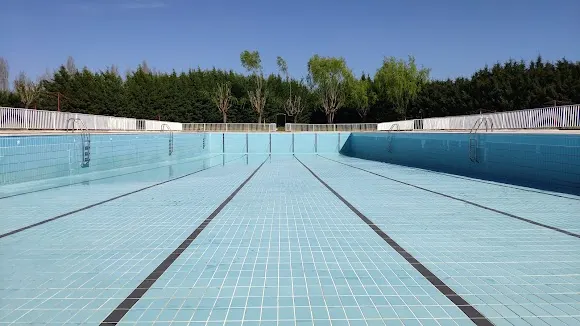 Piscinas municipales - Vitigudino