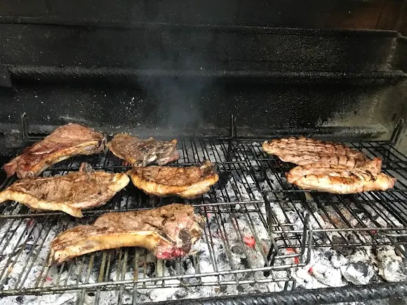 Bar restaurante asador El Bailarín - Parrilla en Béjar