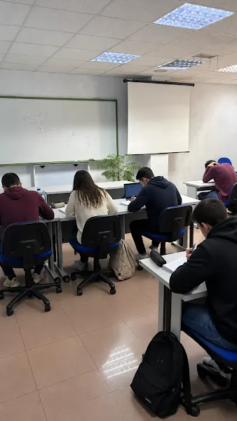 ACADEMIA CID SALAMANCA.