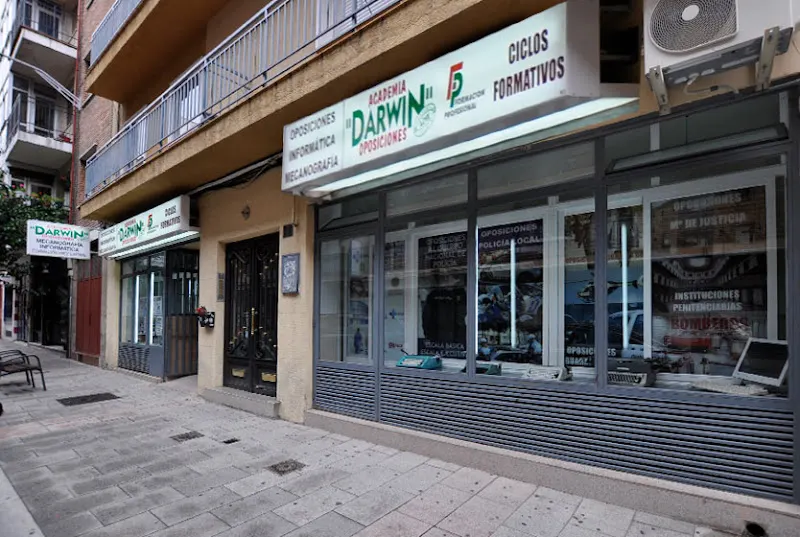 Academia Darwin - Centro de estudios en Salamanca - foto 2