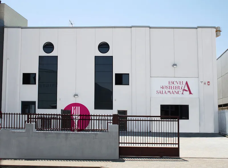Escuela Hostelería Salamanca - Centro de formación profesional en Carbajosa de la Sagrada - foto 2