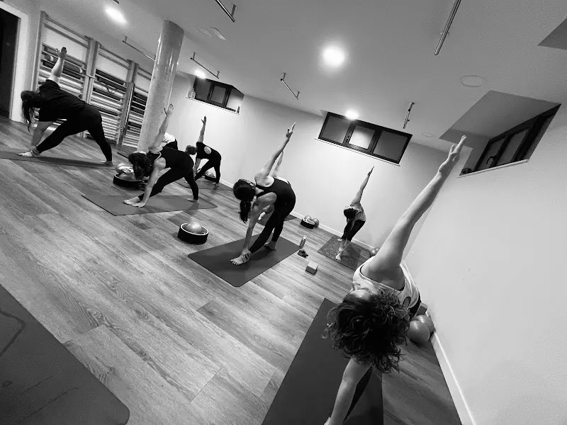 Zenhare YOGA Salamanca - Centro de yoga en Salamanca