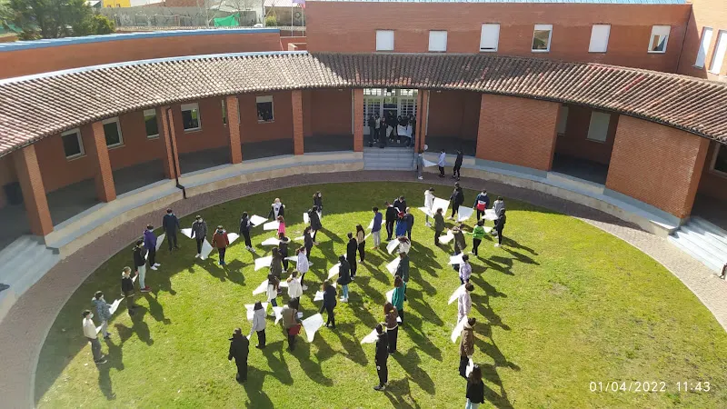 IES Senara - Instituto de secundaria en Babilafuente - foto 2