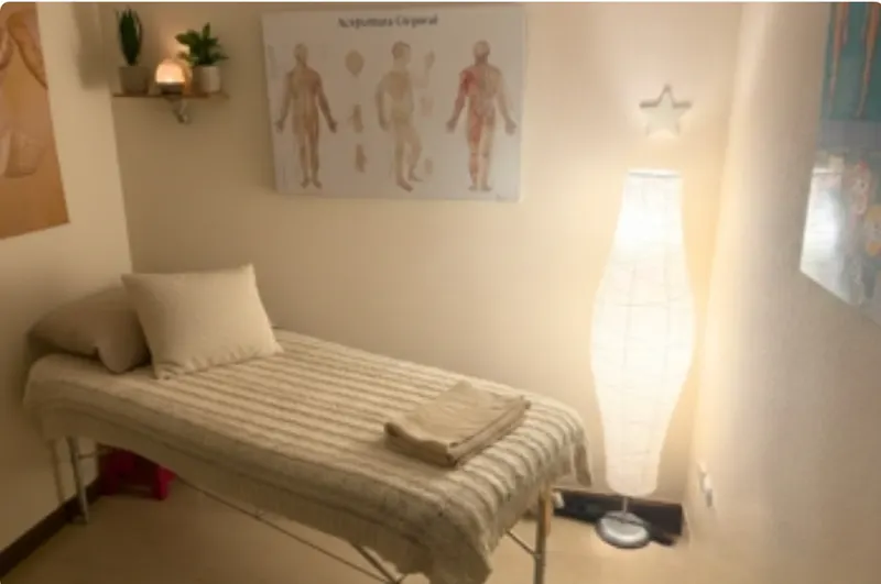 Eqilibrarte Centro De Acupuntura Y Terapias naturales. Dr en Acupntura por la world federation of Chinese medicine.