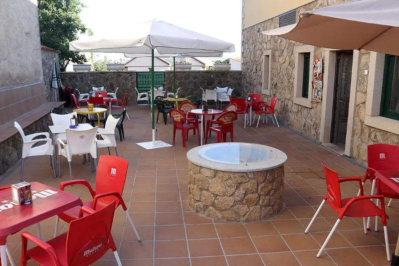 Bar Hostal Valverde - Hotel en Ciudad Rodrigo - foto 2