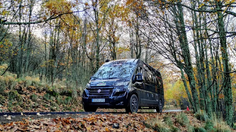 Pura Vida caravaning - Agencia de alquiler de autocaravanas en Encinas de Abajo - foto 2