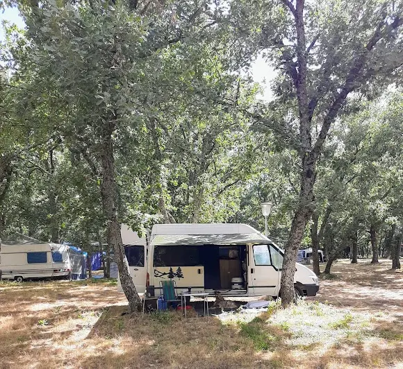 La Dehesa, Acampada y Autocaravanas - Camping para caravanas en Ciudad Rodrigo