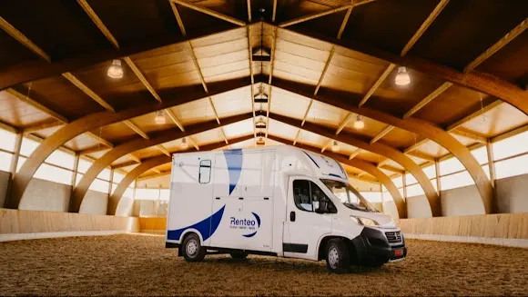 Remolques Bonilla Vans. Furgonetas para caballos Theault. - Distribuidor de remolques para caballos en Salamanca