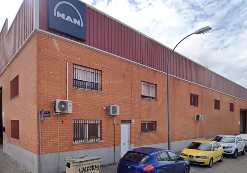 MAN Truck & Bus Service Salamanca Lemauto - Taller de camiones en Villares de la Reina - foto 2