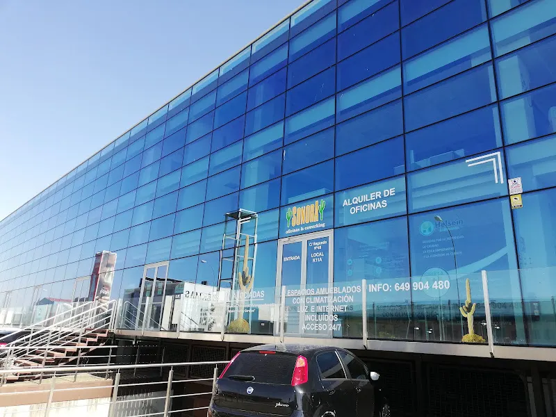 Sonora Oficinas y Coworking - Agencia de alquiler de oficinas ejecutivas en Carbajosa de la Sagrada - foto 2