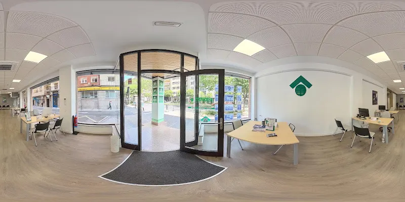 Tecnocasa agencia inmobiliaria