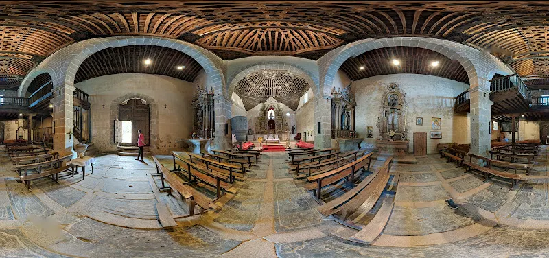 Iglesia de la Virgen del Robledo