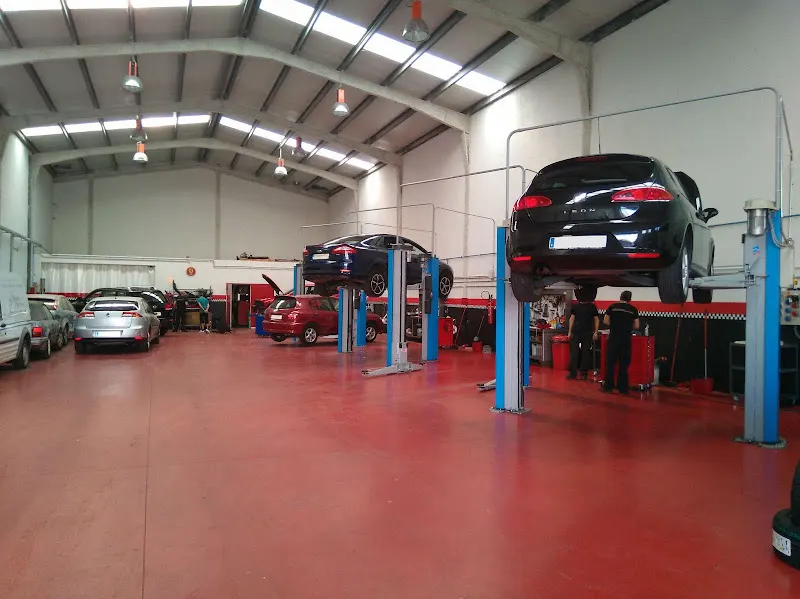 Urfiauto - Taller de reparación de automóviles en Salamanca - foto 2