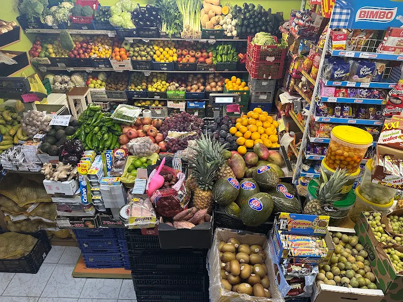 Frutas y Alimentación Frutilandia - Frutería en Terradillos - foto 2