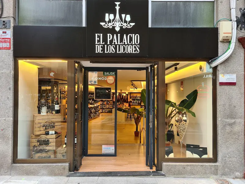 Palacio de los Licores - Tienda de vinos en Salamanca - foto 2