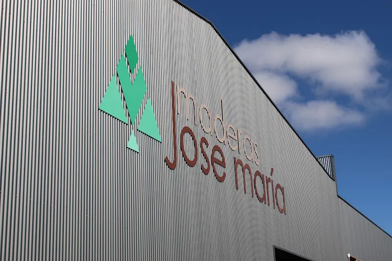 Maderas José María - Establecimiento de venta de madera en Villares de la Reina - foto 2