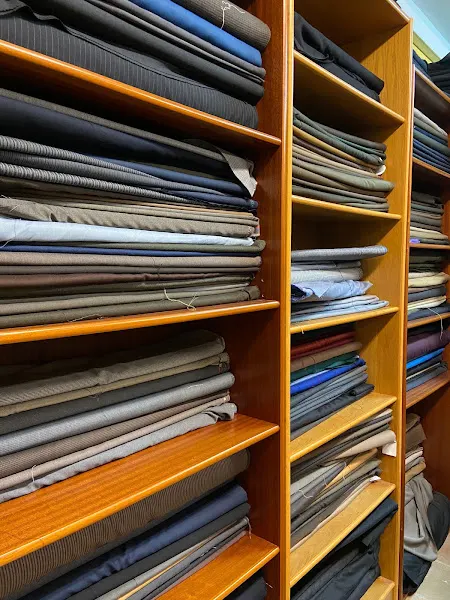 Sastrería Raúl Rodríguez - Tienda de ropa en Béjar - foto 2
