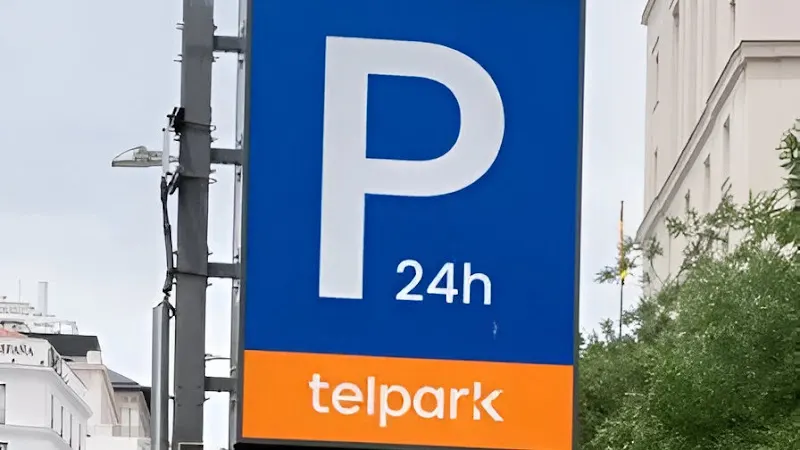 Parking Colón - Plaza Mayor Telpark by Empark - Aparcamiento en Salamanca - foto 2