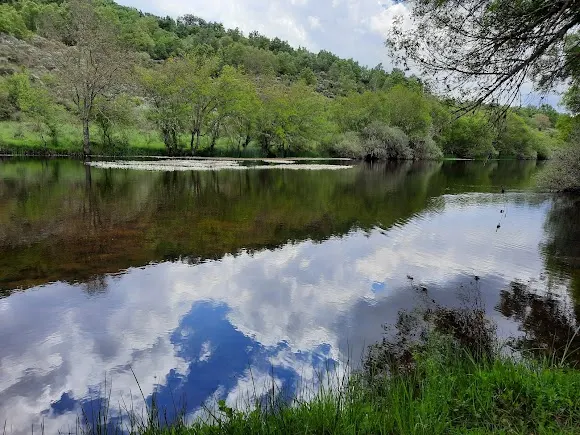 Área de Descanso del Río Uces - Salamanca