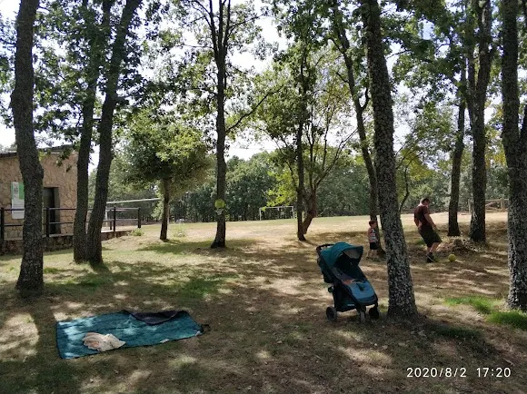 Área recreativa La Hoya - El Maillo