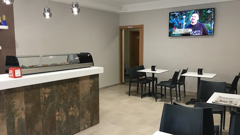 Bar Restaurante El Almendro - Restaurante en Ciudad Rodrigo