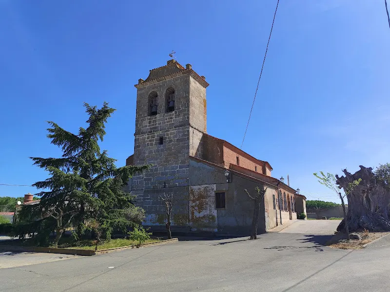 Iglesia de San Miguel Arcángel - Nava de Sotrobal