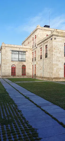 Fundación Rodríguez Fabrés - Organización de servicios sociales en Salamanca - foto 2