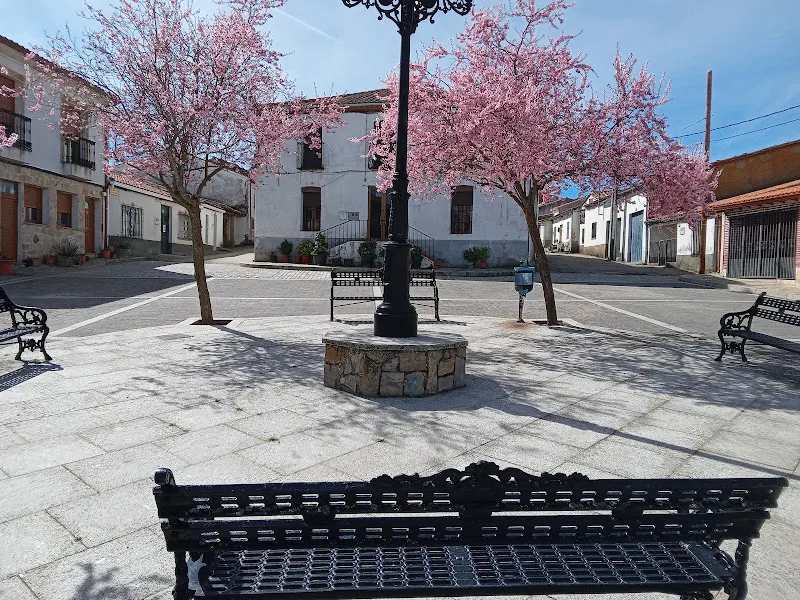 Ayuntamiento de Las Veguillas - Ayuntamiento en Veguillas (Las) - foto 2