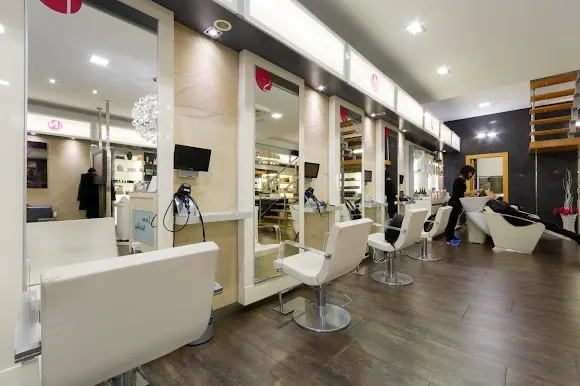 Laura Nicolay Peluquería y Estética Salamanca