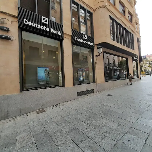 Deutsche Bank - Banco en Salamanca - foto 2