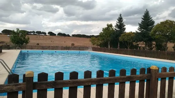 Piscinas Municipales De Carrascal Del Obispo - Carrascal del Obispo