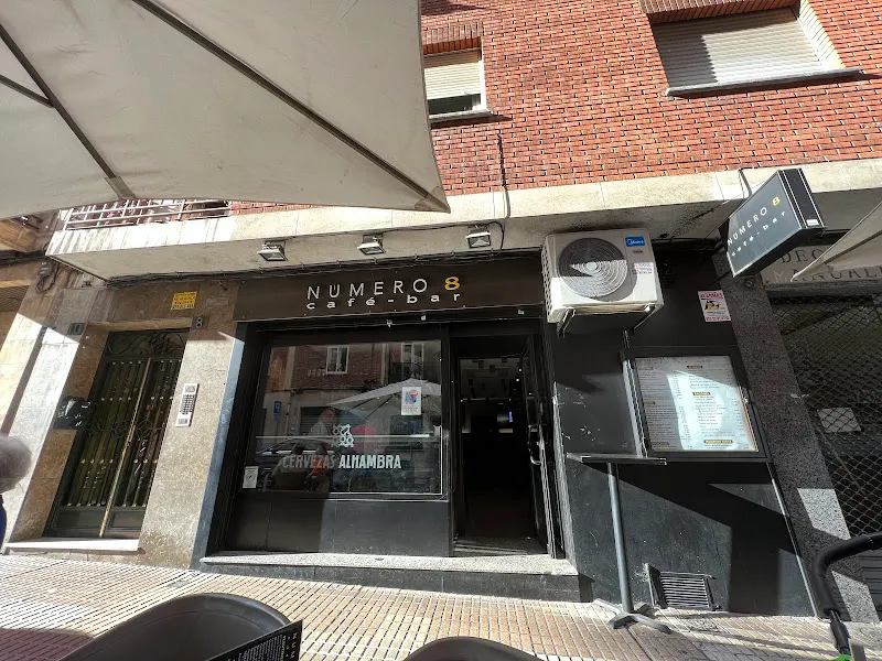 Café Bar Número 8 - Cafetería en Salamanca - foto 2