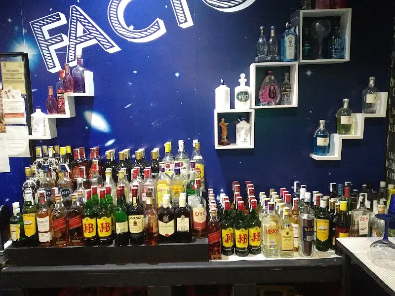 Cervecería Lastra Factory Darts - Bar deportivo en Salamanca - foto 2