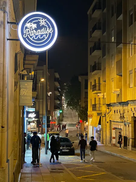 Paradise_Lounge