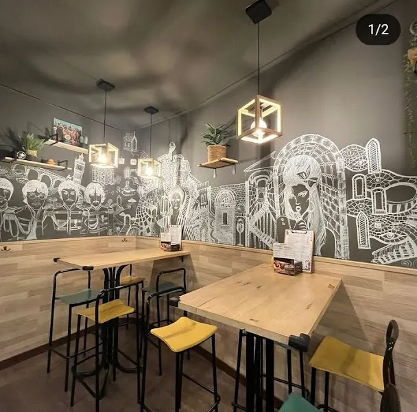 Juana Brava Vermutería - Bar de tapas en Salamanca - foto 2