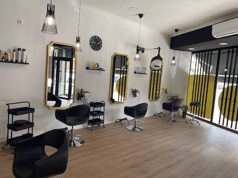 María Rivas estilista - Peluquería en Ciudad Rodrigo - foto 2
