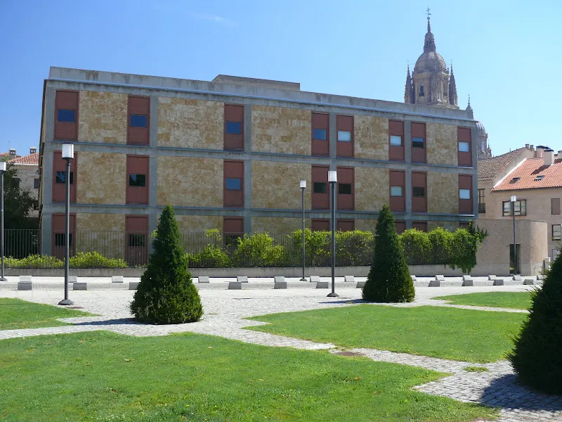 Biblioteca Abraham Zacut - Biblioteca universitaria en Salamanca - foto 2