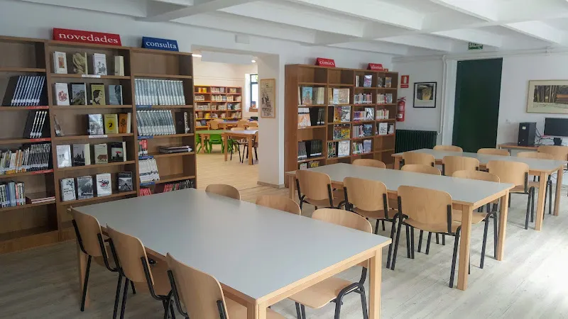 Biblioteca Municipal del Barrio de la Vega de Salamanca - Biblioteca pública en Salamanca - foto 2