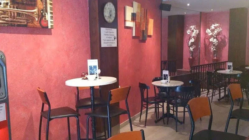 Café Dibango - Cafetería en Salamanca - foto 3