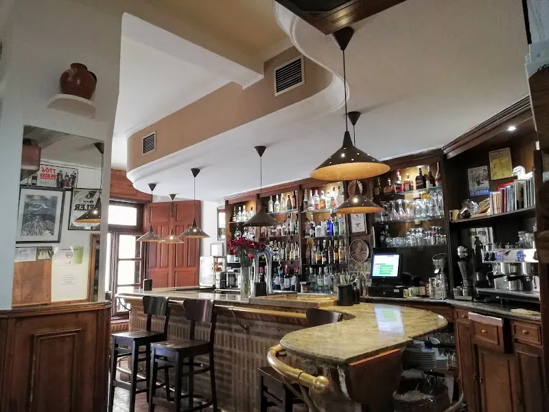 Café el Alcaraván - Cafetería en Salamanca - foto 2