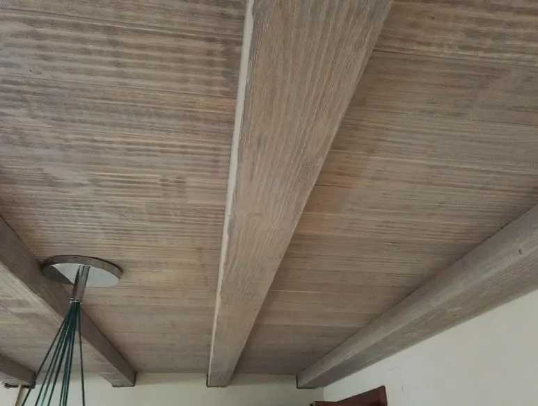 ▷Vigas decorativas rústicas de madera - Castellanos de Moriscos