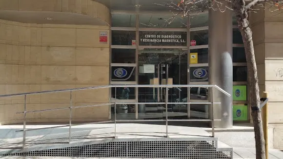 Centro de Diagnostico Y Resonancia Magnetica SL - Centro de diagnóstico en Salamanca