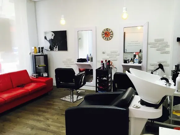 Elegance - Salón de Peluquería