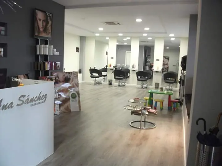 Ana Sánchez Estilistas - Peluquería en Salamanca - foto 2