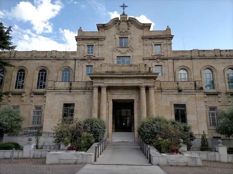 Centro de Espiritualidad San Ignacio - Jesuitas Salamanca - Institución religiosa en Salamanca - foto 2