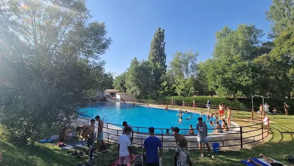 Piscina Municipal De Los Santos,Salamanca - Piscina pública en Béjar