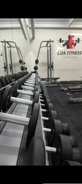 Gimnasio Liza Fitness Gran Vía - Gimnasio en Salamanca - foto 2