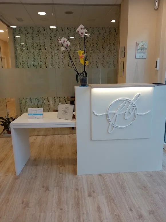 Clinica dental Flavia Buendia - Salamanca
